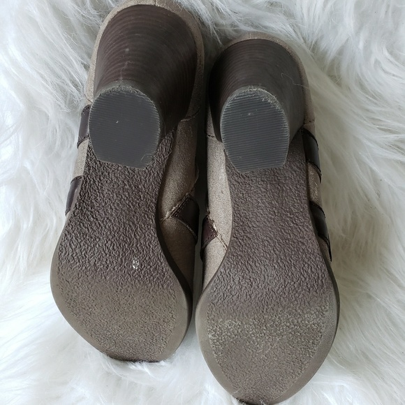 [Audrey Brooke] Taupe & Brown Ankle Boots Size 9 - Picture 6 of 8